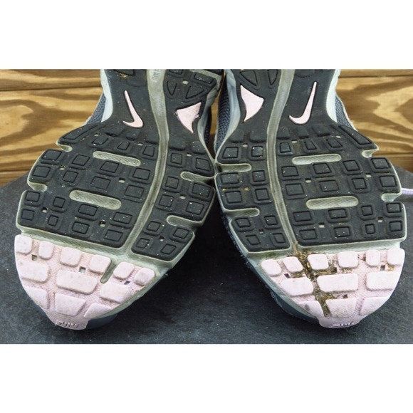 Nike Downshifter 4 Size 10 M Gray Lace Up Running Fabric Women Shoe 472680004 - Picture 9 of 9